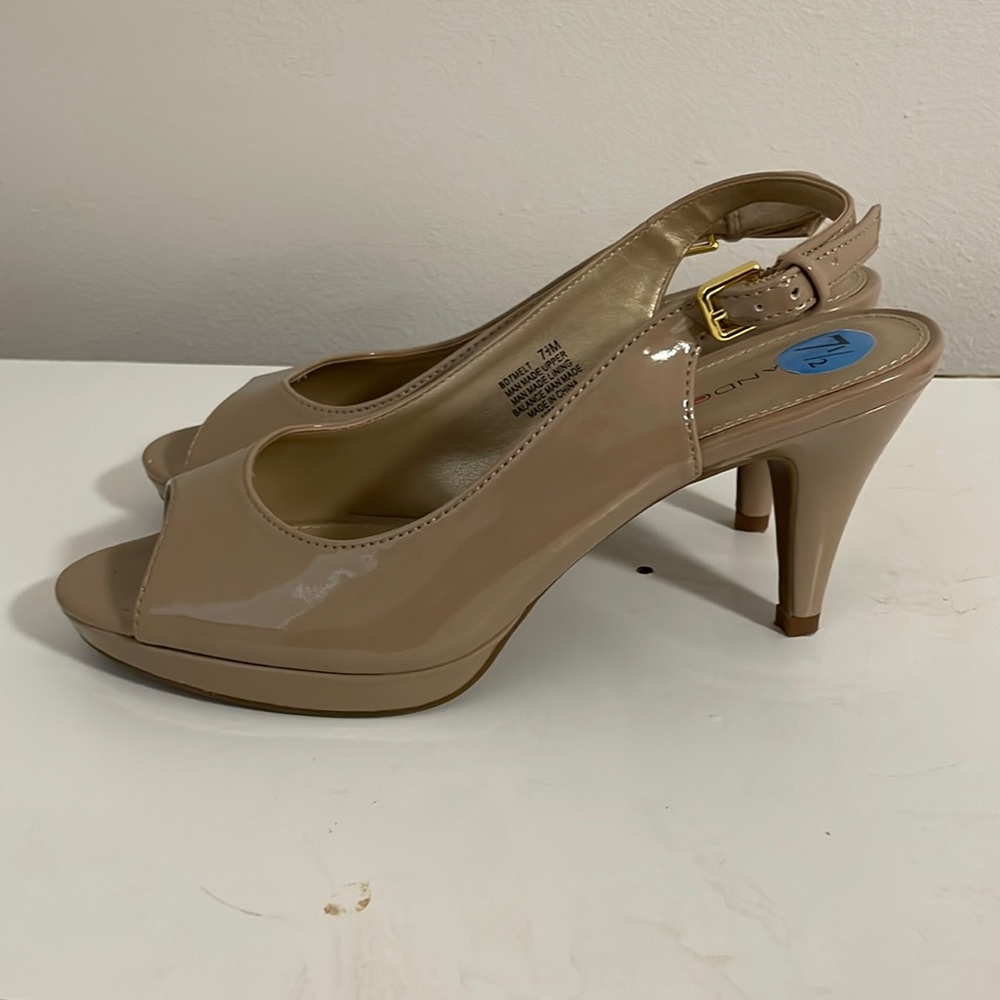 Bandolino Nude Sling Back Heel